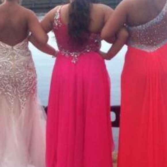 COPY - Prom Dress - Picture 2 of 3